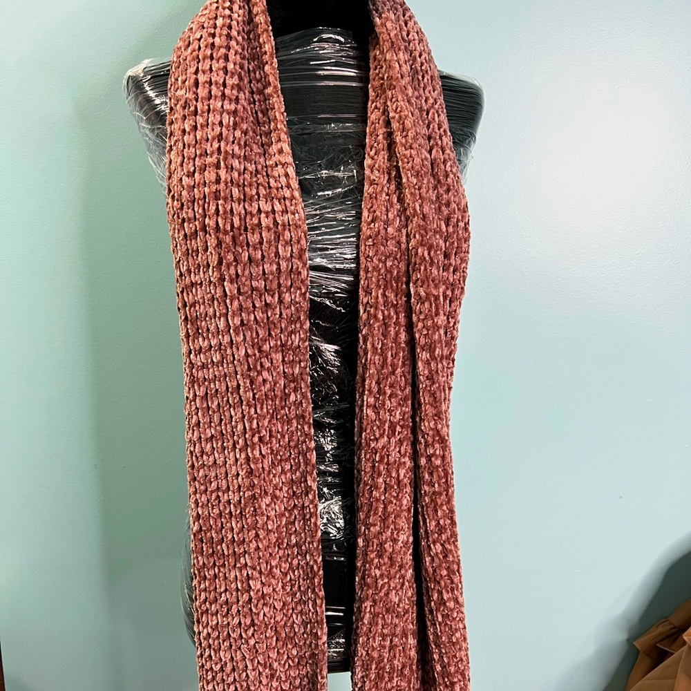 ALDO SCARF